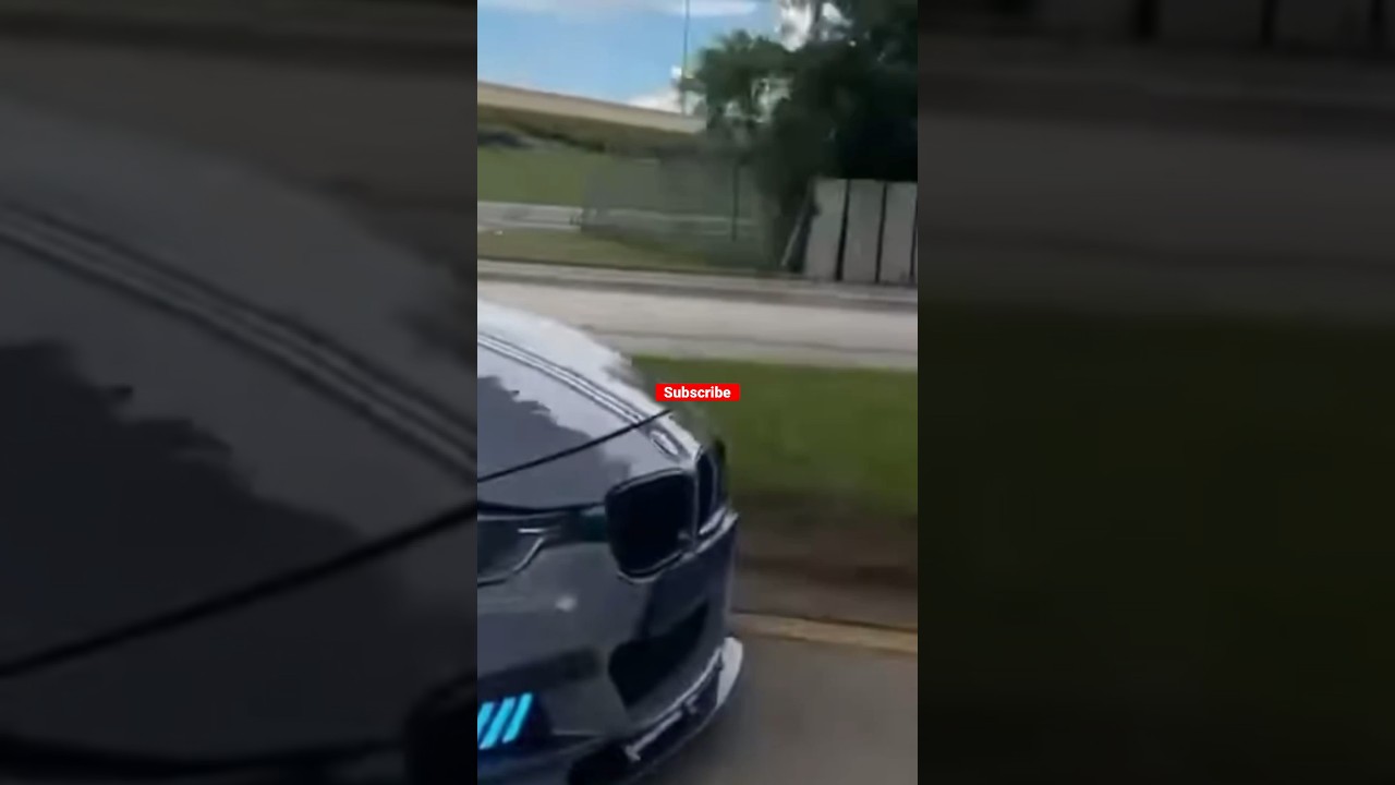 BMW GETS BULLIED BY HELLCAT #mopar #dodge #srt #srtaddicts #800hp #hellcatcharger #horsepower auf YouTube ansehen BMW GETS BULLIED BY HELLCAT #mopar #dodge #srt #srtaddicts #800hp #hellcatcharger #horsepower auf YouTube ansehen