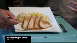 Rehydrate Freeze-dried Corn, Mashed Potatoes, Turkey and Gravy