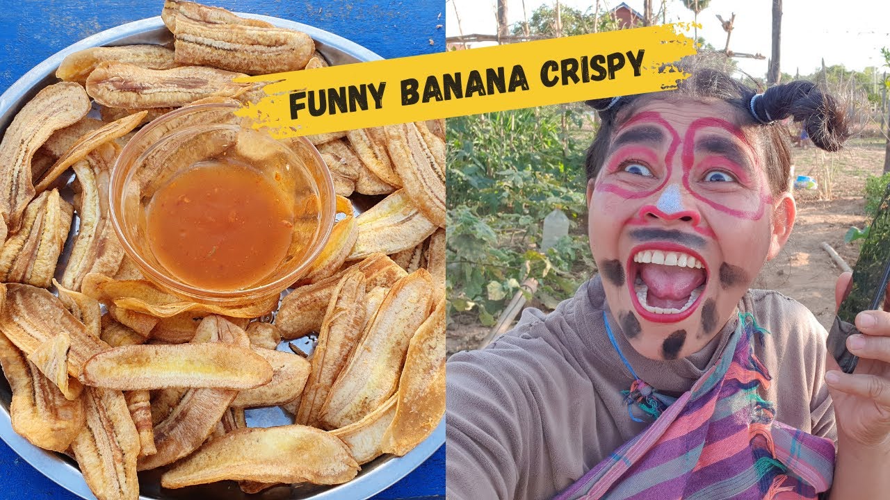 Crispy banana slices with zesty, spicy sauce for unexpected twist.