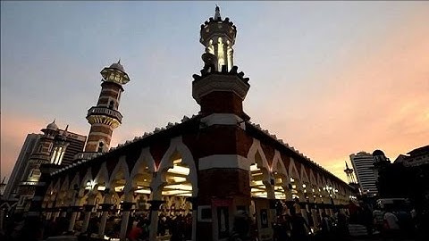 Muslim worldwide observe holy fasting month of Ramadan