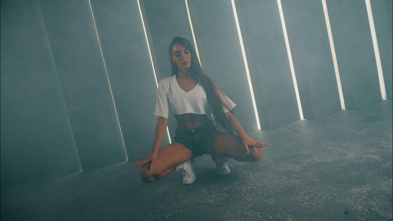 Phone twerk