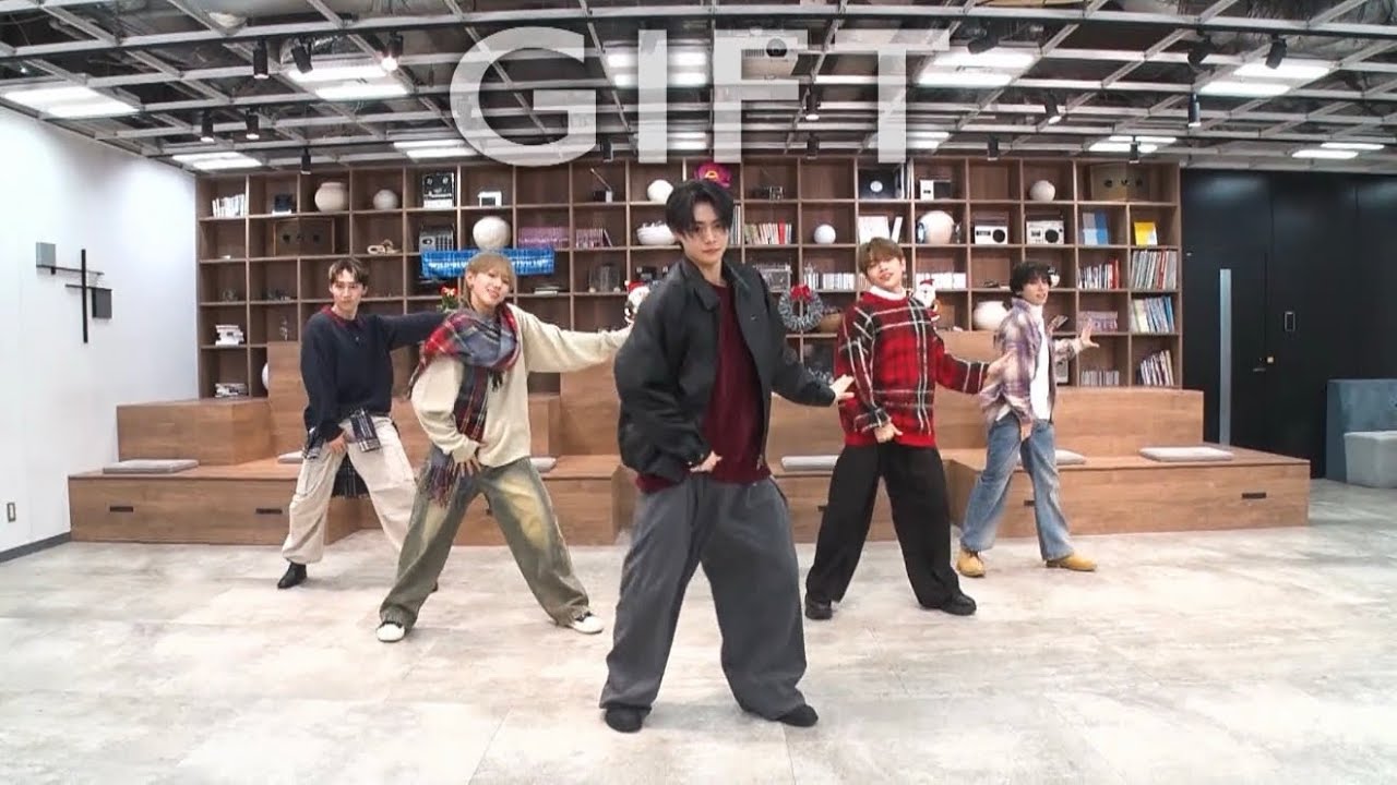 WILD BLUE - GIFT [Dance Choreo]