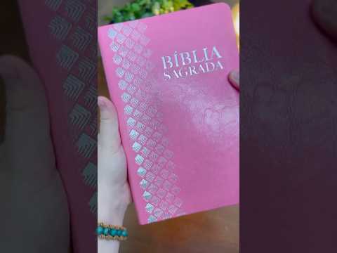 Vídeo: Bíblia Sagrada | ARC | Letra Normal | Capa Luxo Pink