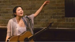 Sarah Lee & Team Tree | Pocket Party - Holy and Anointed One chords