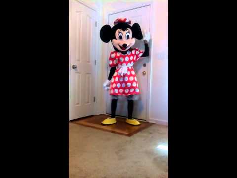 Minnie Mouse doing the D-Low Shuffle