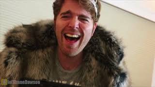 Shane Dawson breaking (Queen) character