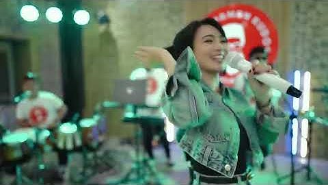 Wika Salim - Runtah (feat Orkes Paman Kudos)