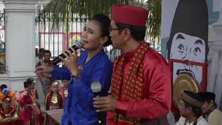 Gambang Kromong - Kembang jatoh - Mpok dessy & Bang Fandi