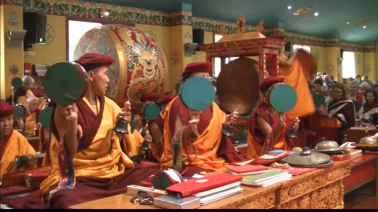 HH Gyalwang Drukpa - Chod Sengey Tsewa