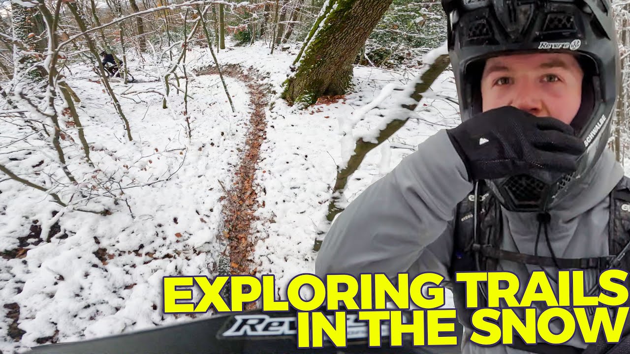 FIRST SNOW OF THE YEAR - YouTube