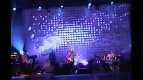 Thumbnail of Gustavo Cerati - Karaoke (en vivo) - Montevideo 2003