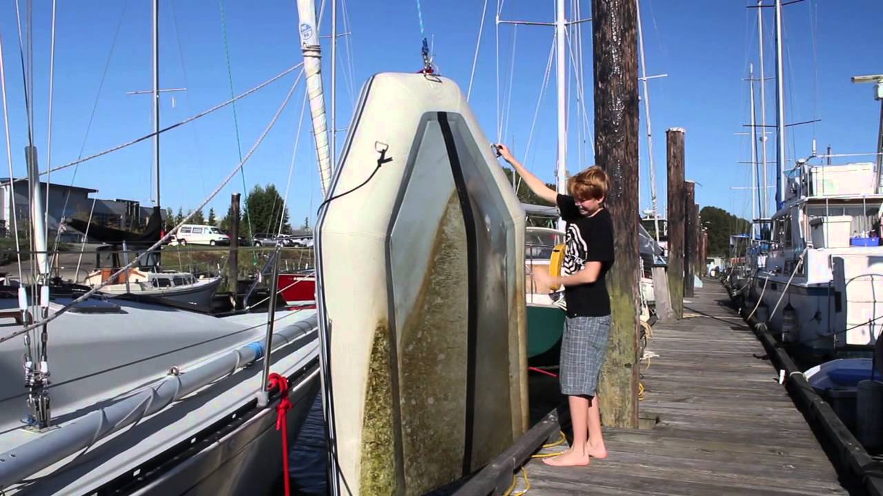 Life is Like Sailing - Cleaning up the Dinghy