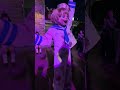 【USJ ホラーナイト】スタイル抜群水兵さんゾンビのシャリラダンス