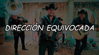 Video voorbeeld van "Calibre 50 - Dirección Equivocada (Video Letra/Lyrics)"