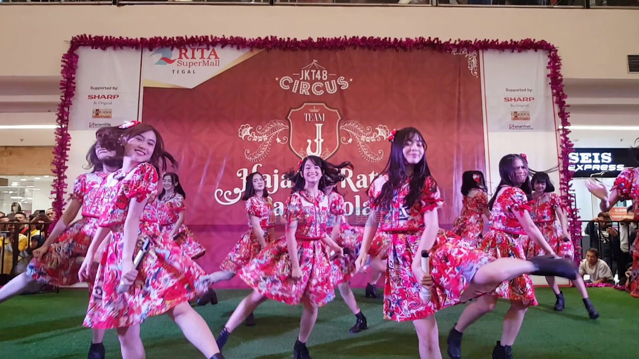 JKT48 - Part 1 @. Circus Tegal