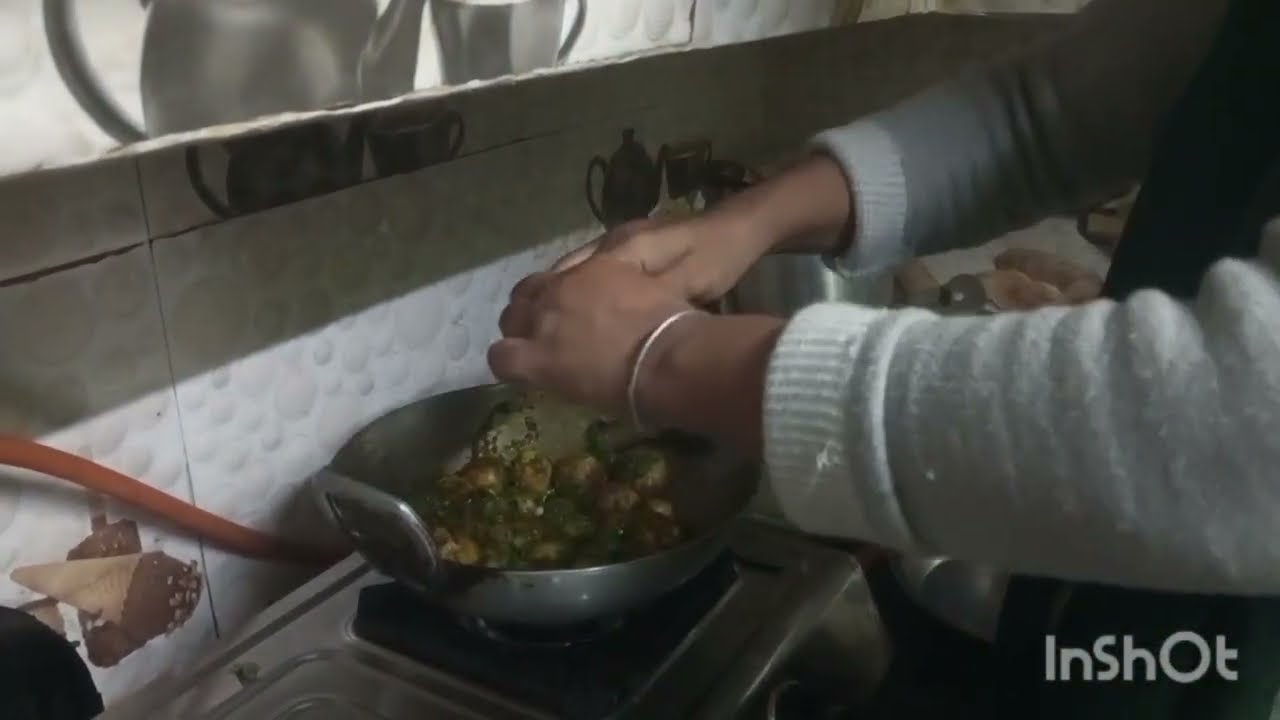 चटपटे जीरा आलू की सब्जी 🥔🥙 मेरे desi simple style में अनोखी recipe 🍲☘️// 