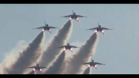 I Cant Hold Back Survivor Lyrics Blues Angels USAF Thunderbirds & Red Arrows Royal Air force