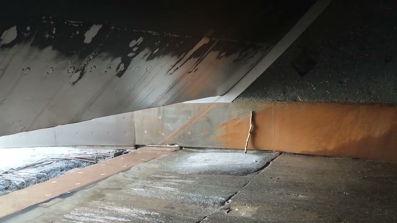 Spillway Radial Gate Maintenance