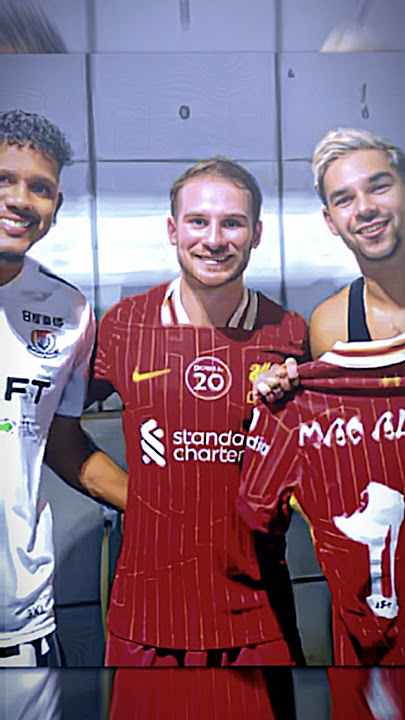 Momen Sandy Walsh Bertukar Jersey Dengan pemain Liverpool😼🤩#fypシviral #football #sandywals #mclstr