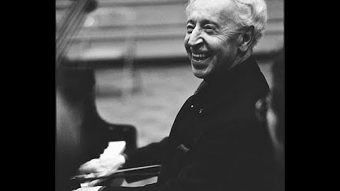 Rachmaninov:  Prelude in C sharp minor op. 3 no. 2   -   Arthur Rubinstein, piano