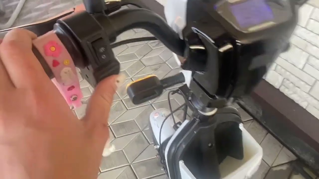 ОБЗОР НА ЭЛЕКТРОСКУТЕР SK8/ ПОЙМАЛА ПОЛИЦИЯ