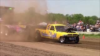 Truck and Tractor Pulling in Richland Center, WI