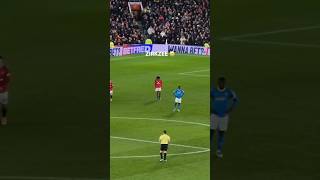 Zirkzee Look Sad After Score Vs Wolves