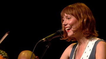 Molly Tuttle - Take The Journey (Live on eTown)