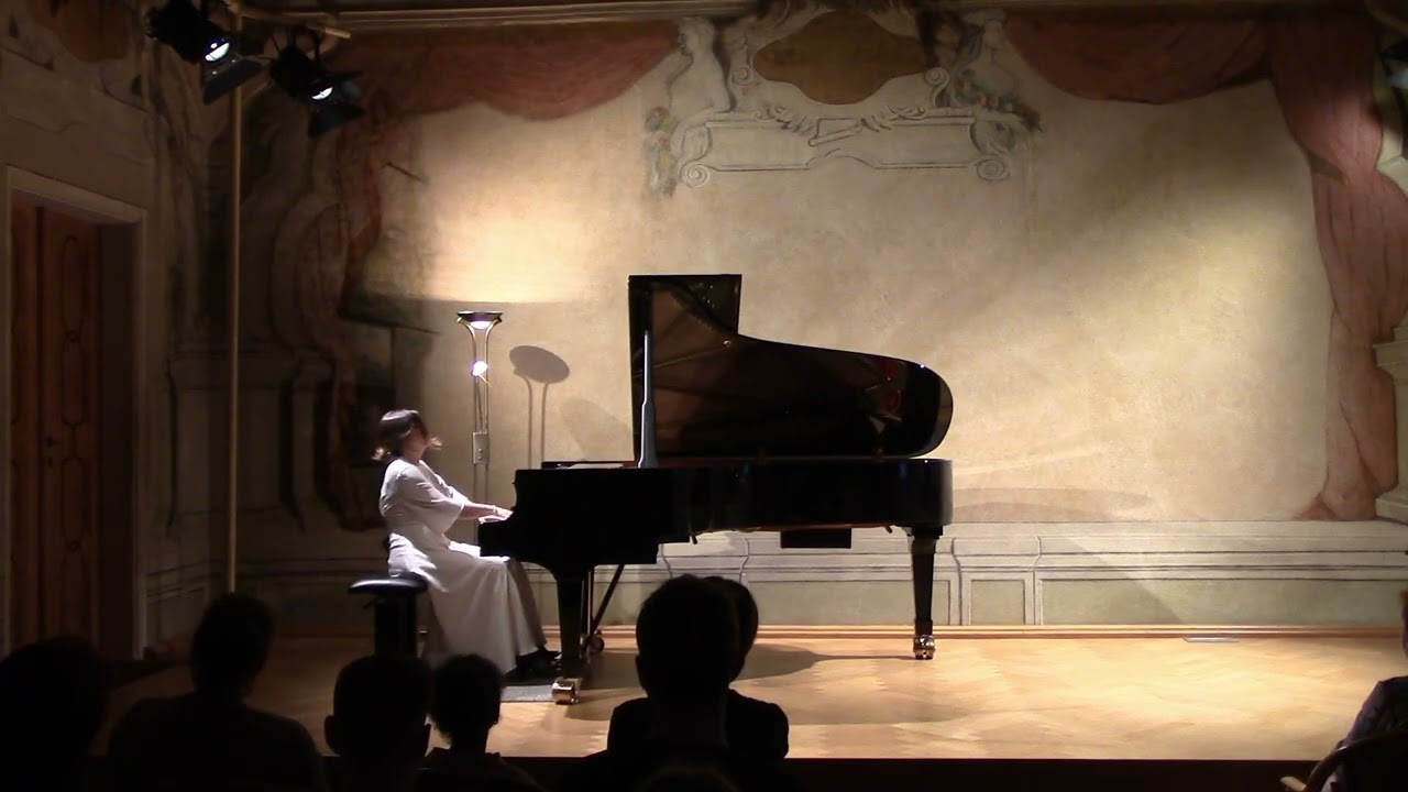 L. Fišer - Klavírní sonáta č. 1, 2. věta  (perf. by Ema Pilařová)