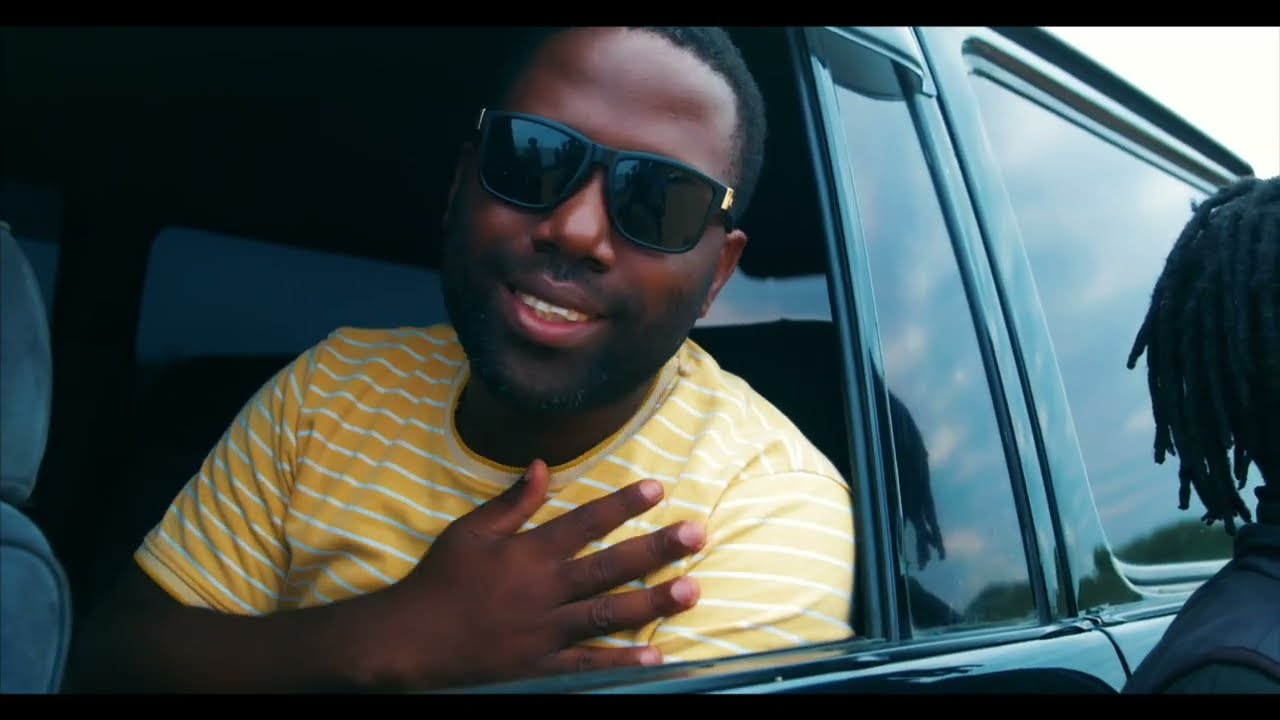 Watch Stereo Singasinga - Komandoo (Official Video) on YouTube Watch Stereo Singasinga - Komandoo (Official Video) on YouTube