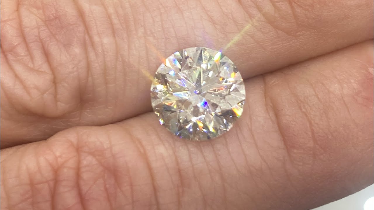 What Does A 4 Carat H SI2 GIA Certified Diamond Look Like YouTube What Does A 4 Carat H SI2 GIA Certified Diamond Look Like YouTube