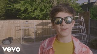 Declan McKenna - The Making of Humongous (Behind The Scenes)