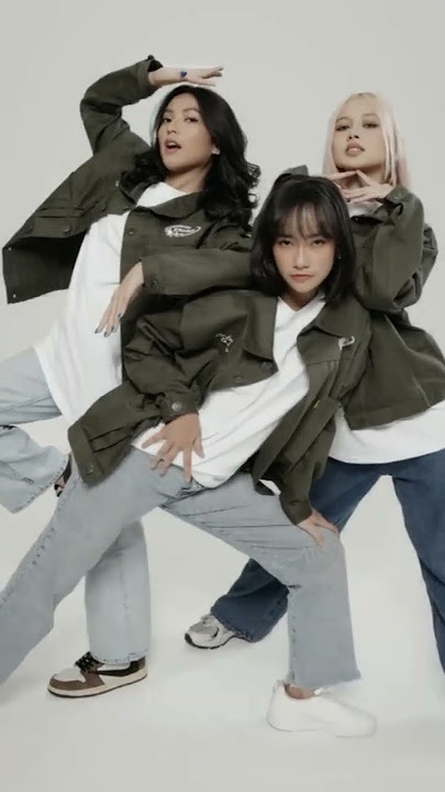 JKT48 x Erigo tim hijau (freya, Gracia, feni) #jkt48 #graciajkt48 #freyajkt48 #fenijkt48 #erigo