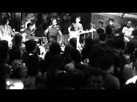 Jai Bang Bang - Pause feat. Sirasak Itthiphonphanit live at Parking Toys