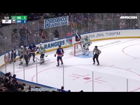 Matt Dumba Vs Casey Cizikas Feb 23 2025 