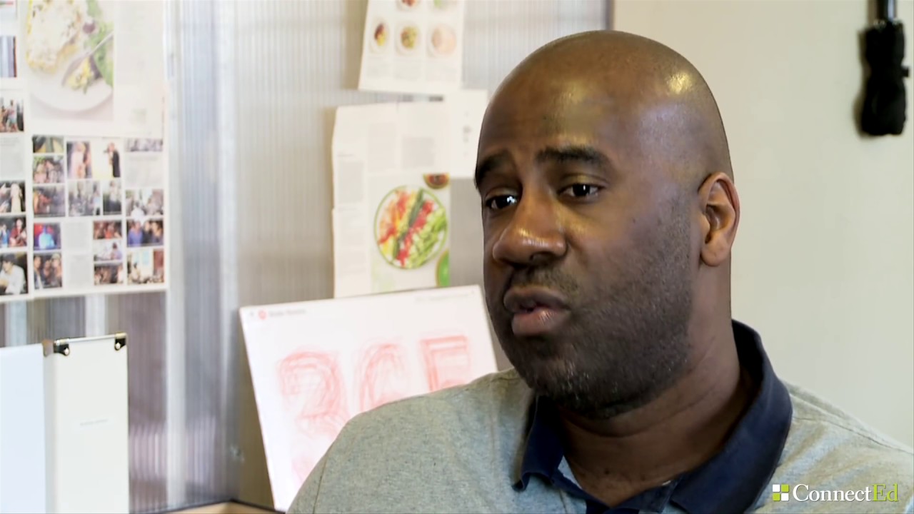 Maurice Woods - Day in the Life: Graphic Designer - YouTube Maurice Woods - Day in the Life: Graphic Designer - YouTube