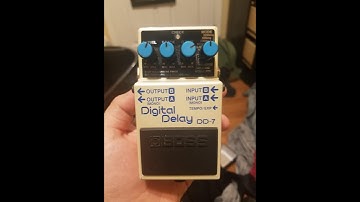 Boss DD7 Hold Mode demo by Eddie de Hamer and the Cascading Loops.