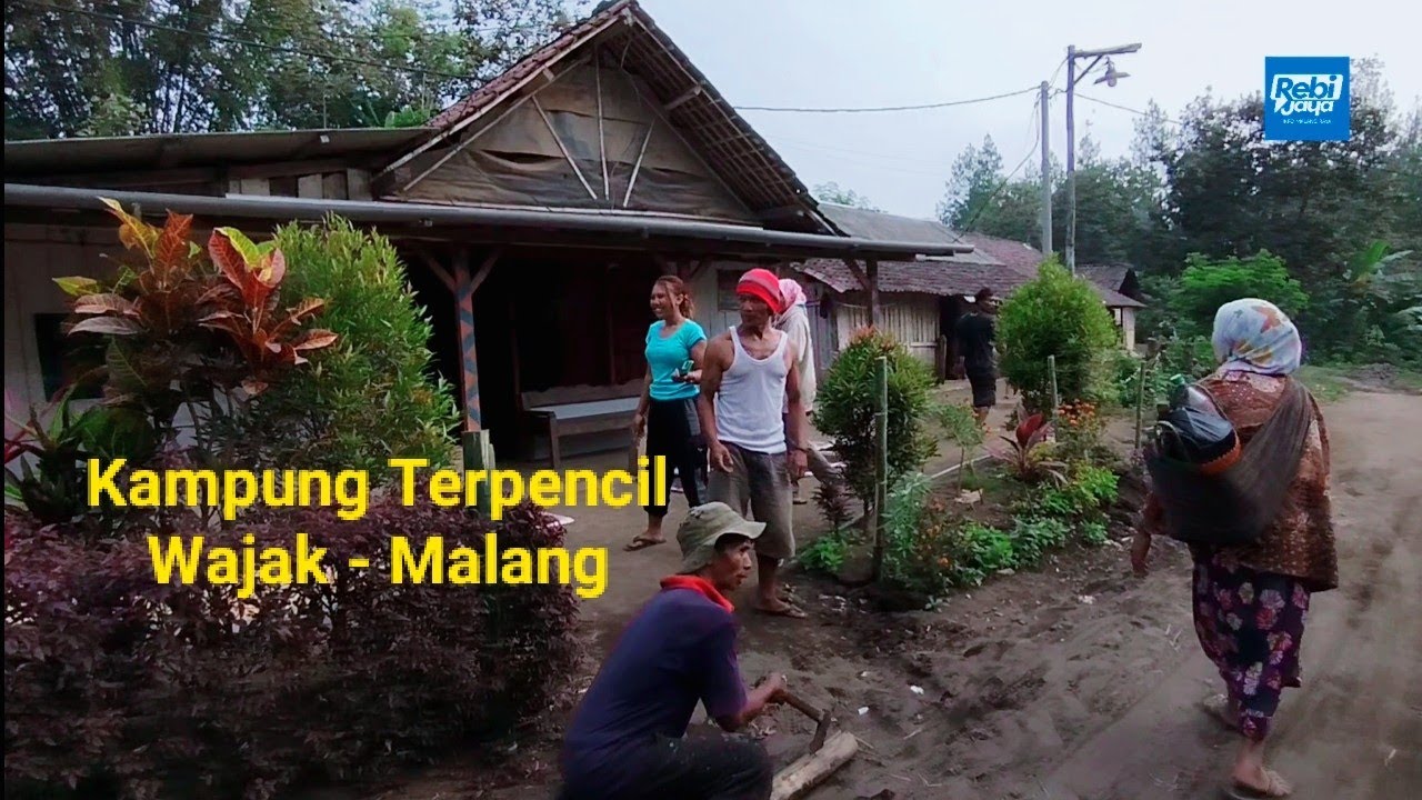 Dusun Sumber Sari Desa Patokpicis Kecamatan Wajak Kabupaten Malang Jawa Timur