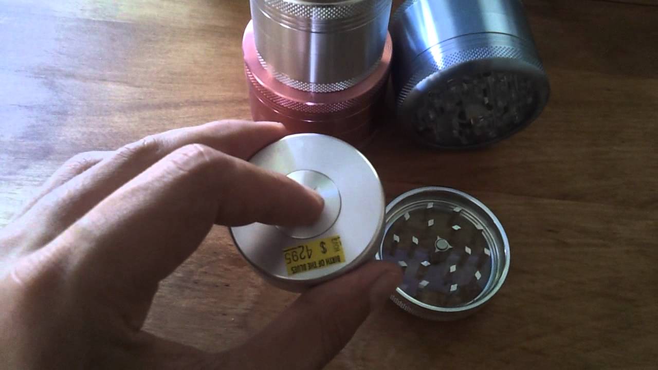 SharpStone Grinder Review: 2 Piece Push Clean