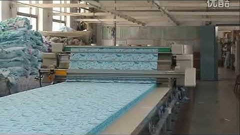 Garment spreading machine Richpeace