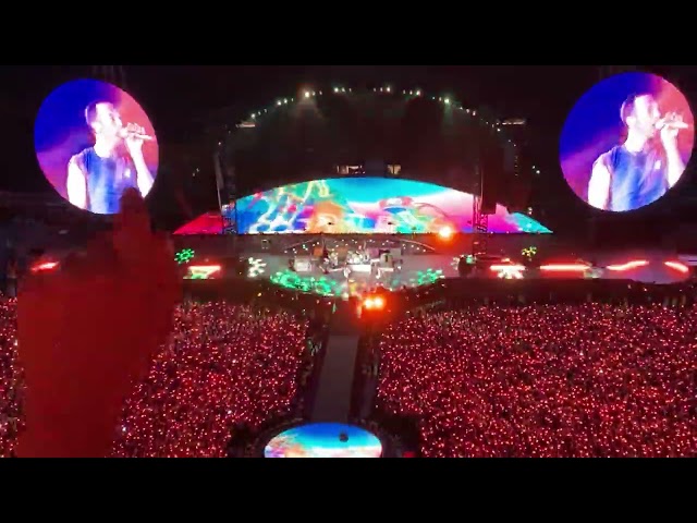 Coldplay - Paradise - Live Milan (San Siro) 26-06-2023 class=