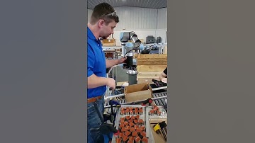 Case packing of machined parts with a UR cobot