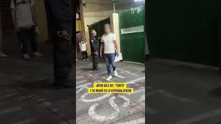 Madre recibe a su hijo afuera del “Torito” de CDMX