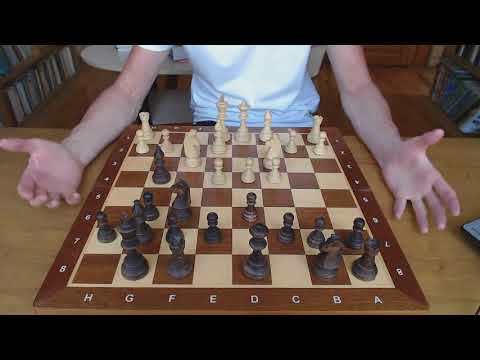 Видео: Шахматы. Староиндийская защита за черных