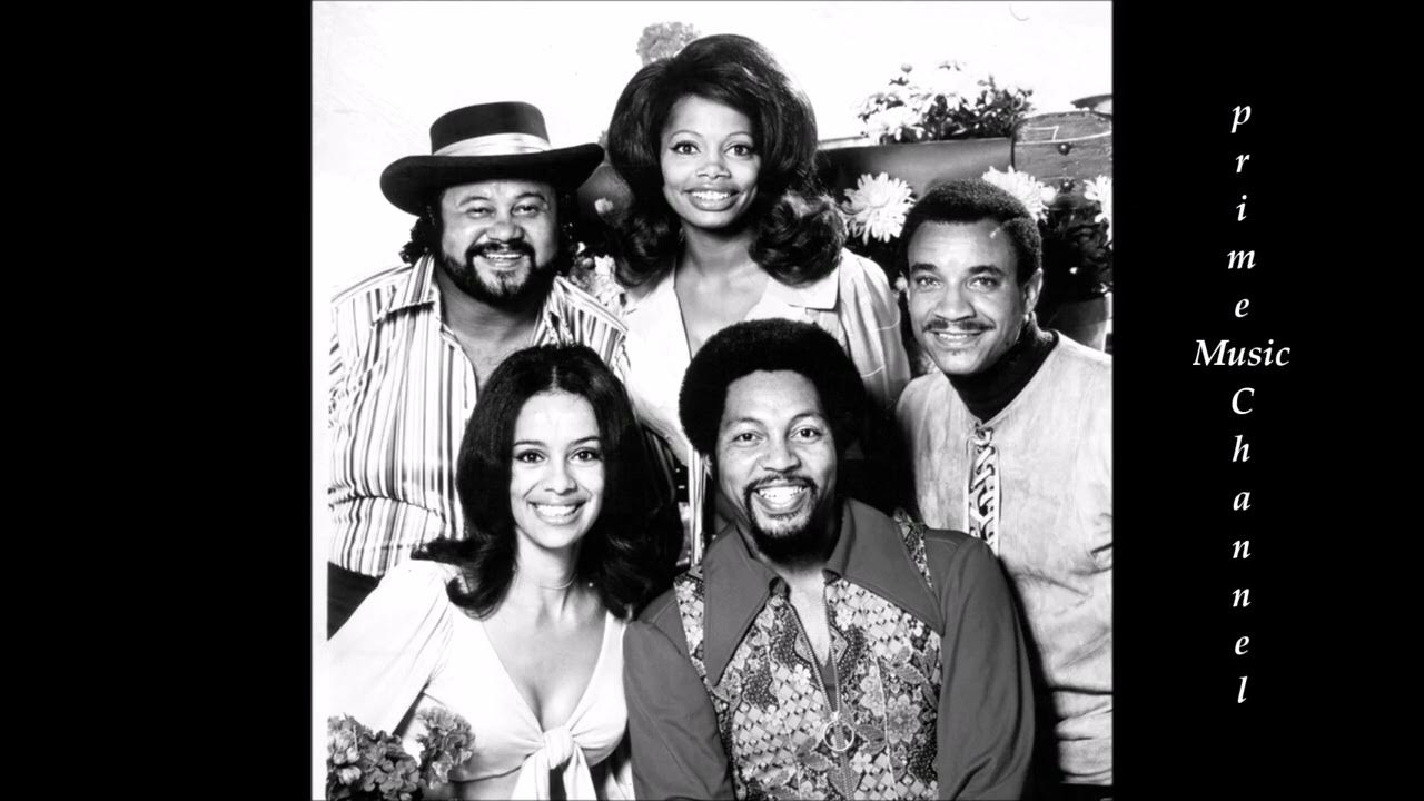 Marilyn Mccoo One Less Bell To Answer THE 5th DIMENSION ~ One Less Bell To Answer ( Vocal Solo: Marilyn McCoo