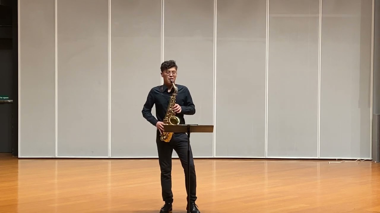 Guy Lacour: 28 Etudes for Saxophone (No. 3)