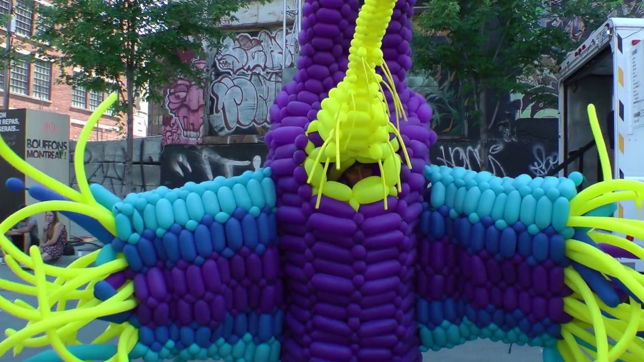 Montreal Sainte-Catherine St. Sidewalk Sales /Vente Trottoir 07/2013 ...