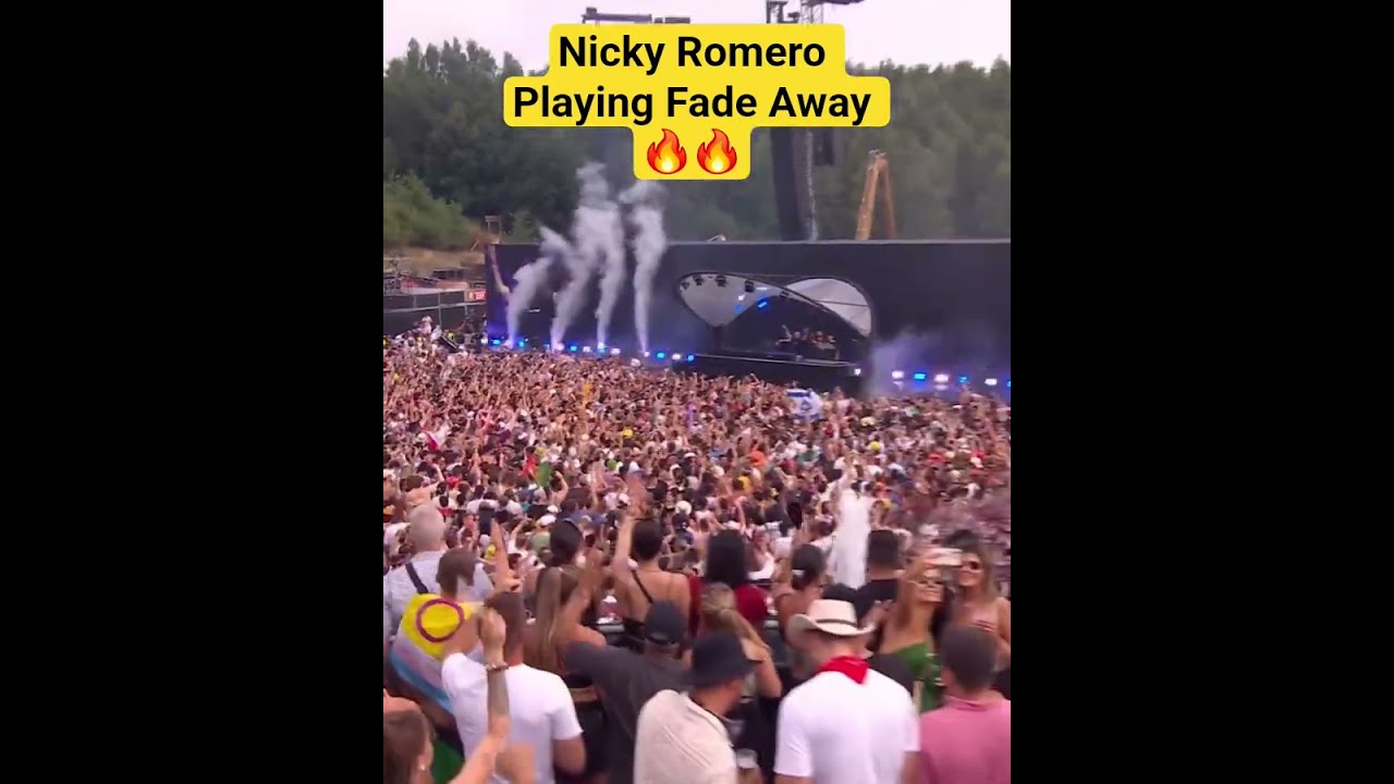 Nicky Romero Playing Fade Away At Tomorrowland Belgium 🦋🦋