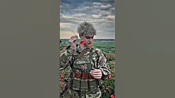 That one Ukrainian soldier on my fyp||Me Gustas Tu 💐💚#edit #4kvideo #megusta #dance #newtrend