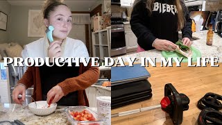 DAY IN MY LIFE: starting the new year off right, goals for my channel, skincare, &amp; hygiene tips!